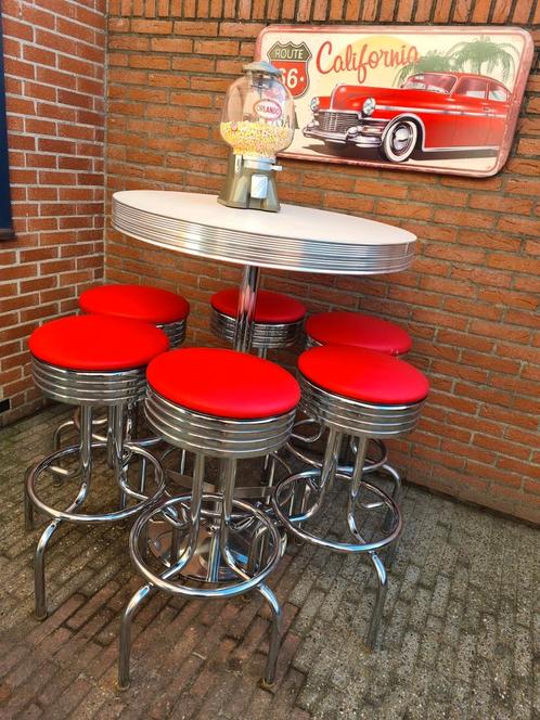 FIFTIES SIXTIES AMERIKAANSE BARKRUKKEN BEL AIR BAR TAFEL, Huis en Inrichting, Barkrukken, Zo goed als nieuw, 60 tot 90 cm, Metaal