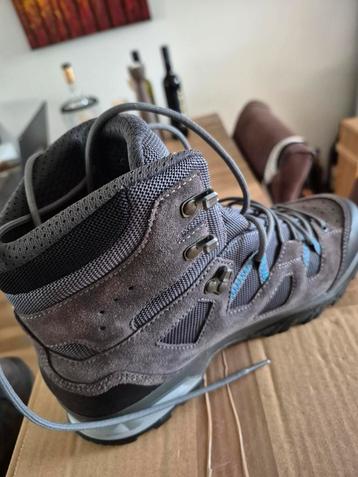 Lowa Phoenix Wandelschoenen Maat 41 beschikbaar voor biedingen