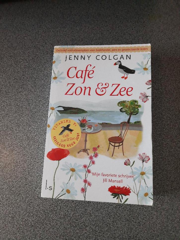 Jenny Colgan - Café Zon & Zee, Boeken, Romans, Zo goed als nieuw, Ophalen of Verzenden