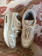 Nike air max 1 jewel summit white 40, Ophalen of Verzenden, Zo goed als nieuw, Wit, Sneakers of Gympen