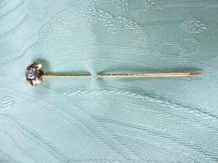 Mooie Oude 14 Kt Gouden Dasspeld met een glinsterende zirkon, Antiek en Kunst, Antiek | Goud en Zilver, Goud, Verzenden