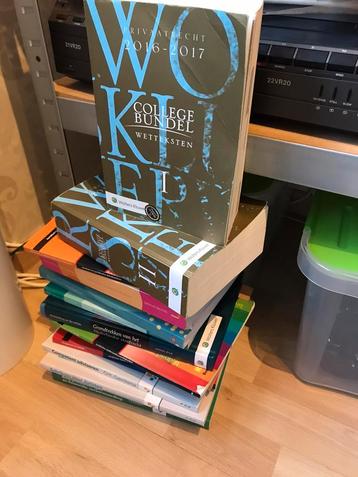 Juridische studieboeken diverse / partij beschikbaar voor biedingen