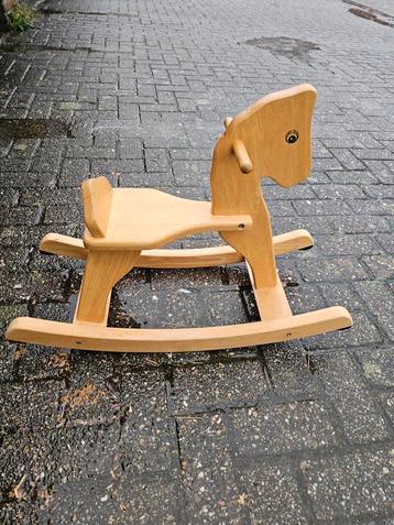 Houten Schommelpaard - Hopper Paard beschikbaar voor biedingen