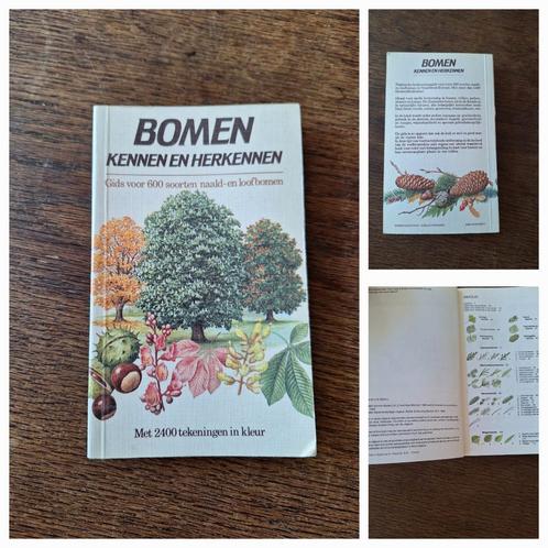 'Bomen kennen en herkennen' Botanisch 1984, scrapbook, Boeken, Natuur, Bloemen, Planten en Bomen, Ophalen of Verzenden