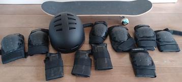 Element skateboard met accessoires  beschikbaar voor biedingen