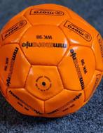 ORANJE VOETBAL, Ophalen, Nieuw, Bal