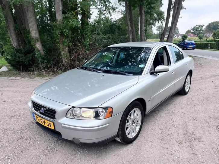 Volvo S60 2.4 Kinetic Chrono, Auto's, Volvo, Bedrijf, Te koop, S60, Benzine, Euro 4, D, Sedan, Handgeschakeld, Origineel Nederlands