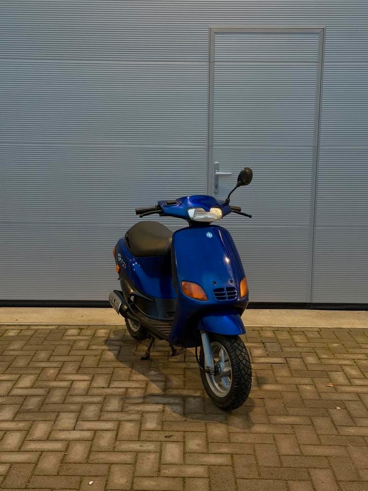 PIAGGO (PUCH) ZIP TYPE 3 50CC BROM ORIGINEEL, Fietsen en Brommers, Scooters | Piaggio, Zo goed als nieuw, Zip, Maximaal 45 km/u