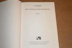 Het spook en de schaduw. S. Vestdijk. 1e dr. 1966., Ophalen of Verzenden, Gelezen