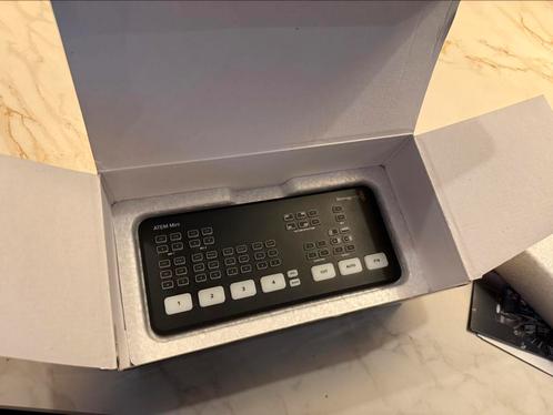 Blackmagic Design ATEM Mini – Live Video Switcher, Audio, Tv en Foto, Professionele Audio-, Tv- en Video-apparatuur, Zo goed als nieuw