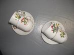 porseleinen kop en schotel bloemmotief, Ophalen of Verzenden, Zo goed als nieuw, Porselein, Kop en/of schotel