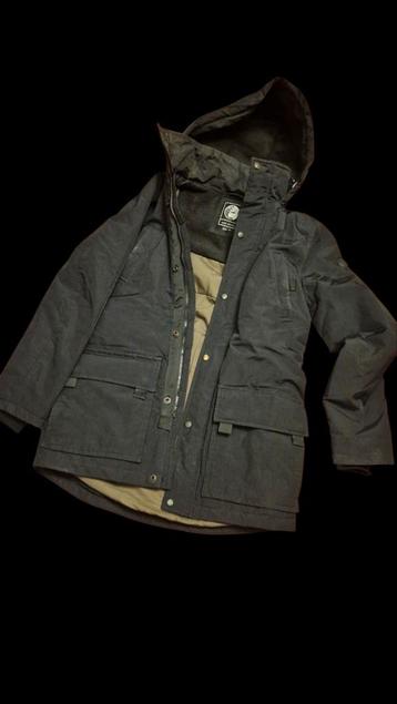 Titel:
Warme winterjas Non Grada XS – Parka blauw met zakken beschikbaar voor biedingen