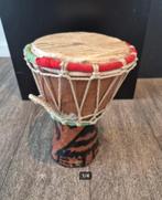 Prachtig mooie djembe met fraaie details – Afrika, Ophalen of Verzenden, Zo goed als nieuw, Overige soorten