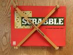 SCRABBLE MET HOUTEN LETTETS EN DRAAITAFEL, Hobby en Vrije tijd, Gezelschapsspellen | Bordspellen, SIO, Ophalen of Verzenden, Een of twee spelers