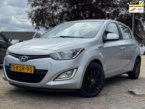 Hyundai I20 1.2i i-Motion AIRCO MF STUUR NAP APK 01-2026, Auto's, Hyundai, Bedrijf, Te koop, i20, ABS, Airbags, Airconditioning