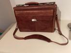 Leren laptop tas (Ralph boyer), Computers en Software, Laptoptassen, Ophalen of Verzenden, 17 inch of meer, Zo goed als nieuw