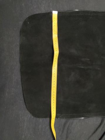 Zwarte suede lange chaps, binnenbeen lengte 91 cm beschikbaar voor biedingen