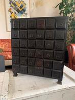 Kleine massieve houten apotheekkast, Antiek en Kunst, Antiek | Meubels | Kasten, Ophalen
