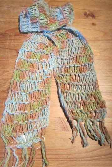 kindersjaal NIEUW handgekleurd 100% alpaca wol beschikbaar voor biedingen