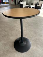 Statafel met stalen voet en houten blad, Ophalen, Zo goed als nieuw