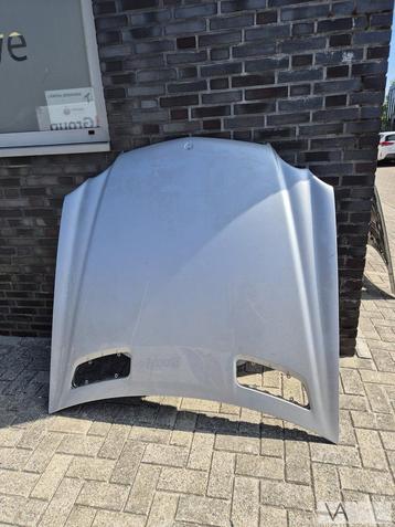 Mercedes SL R230 2001 -2009 motorkap zilver nette staat €500 beschikbaar voor biedingen