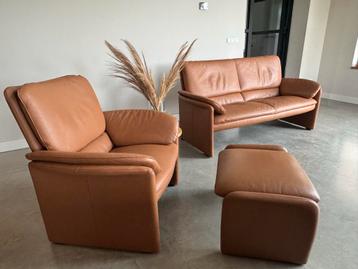 Leolux catalpa 2,5 zits bank, fauteuil & hocker - Lichtbruin beschikbaar voor biedingen