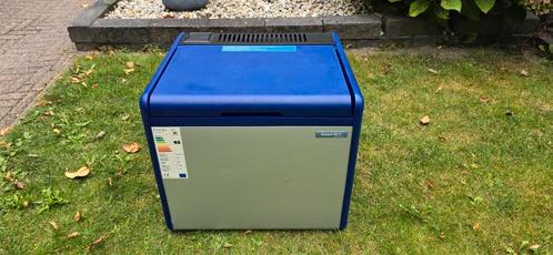 Koelbox kb7245, Caravans en Kamperen, Koelboxen, Zo goed als nieuw, Compressor, Ophalen of Verzenden