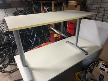 IKEA Galant Bureau 120x60 - Gebruikt - afbeelding 1