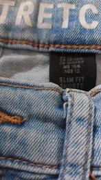 Te koop kort spijkerbroek mt 158, Ophalen of Verzenden, Zo goed als nieuw