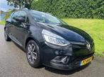 Renault Clio Estate 1.5 dCi Ecoleader Intens Nette auto met, Auto's, Voorwielaandrijving, 4 cilinders, Leder en Stof, Zwart