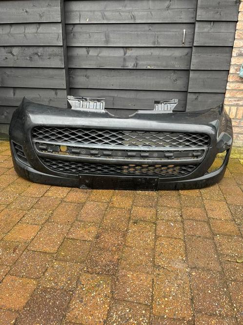 Te koop voorbumper peugeot 107, Auto-onderdelen, Carrosserie en Plaatwerk, Ophalen of Verzenden