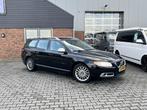 Volvo V70 2.0T R-Edition 203PK Xenon R-design Cruise, Voorwielaandrijving, Euro 5, 4 cilinders, Zwart