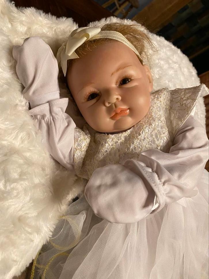 Reborn pop Otard Dolls 50 cm, Verzamelen, Poppen, Zo goed als nieuw, Pop, Ophalen of Verzenden