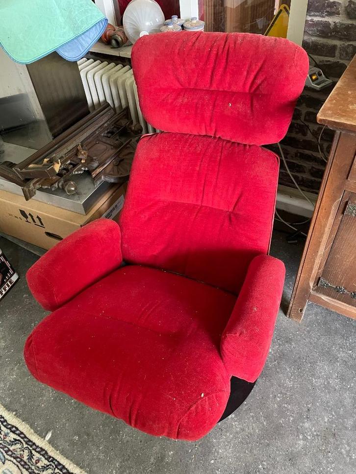 4 bioscoopstoelen, Huis en Inrichting, Stoelen, Gebruikt, Vier, Kunststof, Overige materialen, Rood, Ophalen