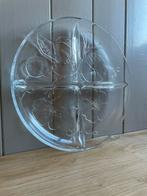 Vintage glazen Luminarc vakken schaal klimmende Winde   🥰🥰, Gebruikt, Schaal, Rond, Ophalen of Verzenden
