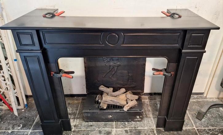 Antieke zwart marmeren schouw (ombouw), Huis en Inrichting, Haarden, Gebruikt, Elektrische haard, Ophalen