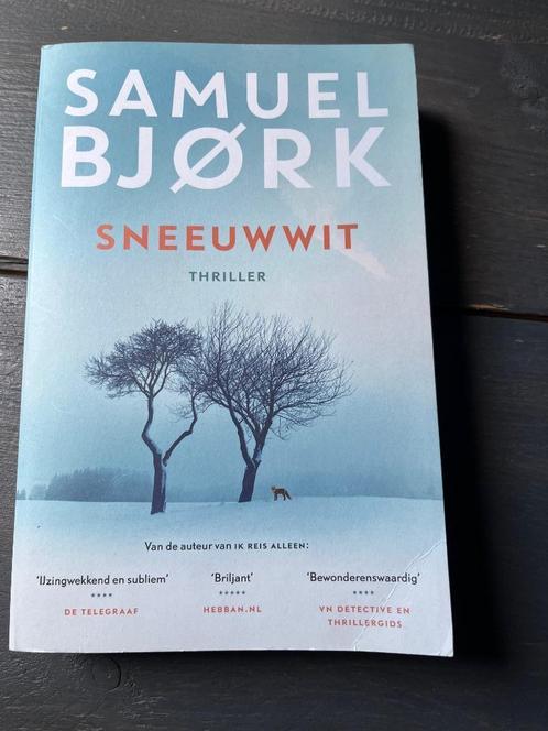 Sneeuwwit-Samuel Bjork, Boeken, Thrillers, Gelezen, Nederland, Ophalen of Verzenden