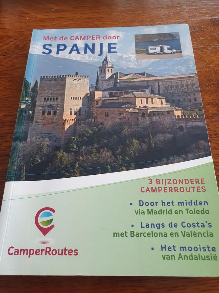 Met de camper door Spanje met 3 bijzondere camperroutes, Boeken, Reisgidsen, Zo goed als nieuw, Reisgids of -boek, Europa, Capitool