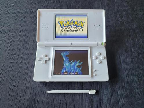 DsLite met Spellen, Spelcomputers en Games, Spelcomputers | Nintendo DS, Gebruikt, DS Lite, Wit, Met games, Ophalen