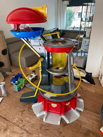 Paw Patrol Uitkijktoren + Voertuigen beschikbaar voor biedingen