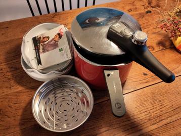 Silit Sicomatic 6,5L snelkookpan met accessoires  beschikbaar voor biedingen