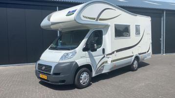 Te huur: mooie ruime camper met 6 zitplaatsen/gordels beschikbaar voor biedingen