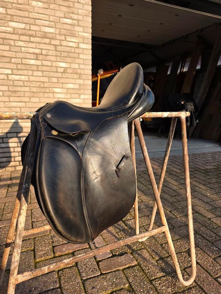 Sommer veelzijdigheidszadel 17", Dieren en Toebehoren, Paarden en Pony's | Zadels, Gebruikt, Recreatie, Ophalen