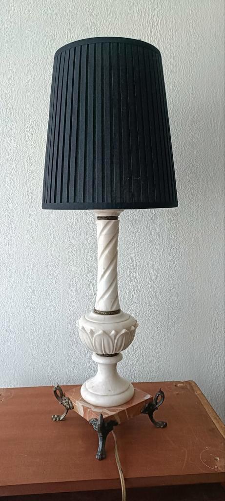 Brocante Marmeren Tafellamp met Leeuwenpootjes, Huis en Inrichting, Lampen | Tafellampen, Gebruikt, Minder dan 50 cm, Metaal, Stof