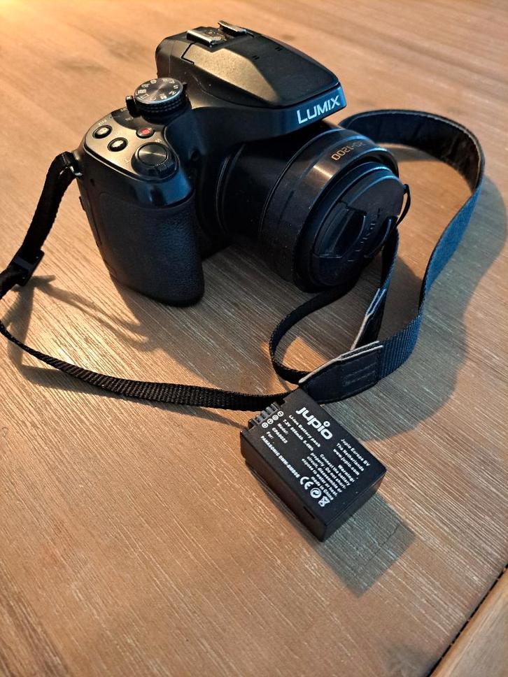 Panasonic Lumix DC-FZ82 superzoomcamera, Audio, Tv en Foto, Fotocamera's Digitaal, Zo goed als nieuw, Compact, Overige Merken
