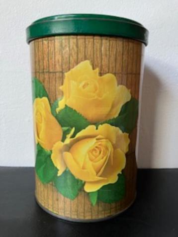 Tomado - vintage opbergblik met gele rozen jaren '70 beschikbaar voor biedingen