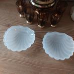 Franse brocante schelpen van opaline persglas, Ophalen of Verzenden