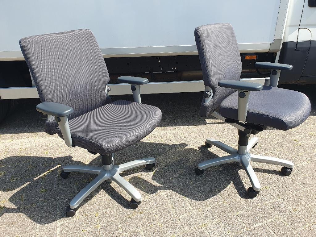 Oerdegelijke ARBO Comforto 77 bureaustoel (10 beschikbaar), Postbus, Zwart, Info.eu@haworth.com, Haworth Comforto