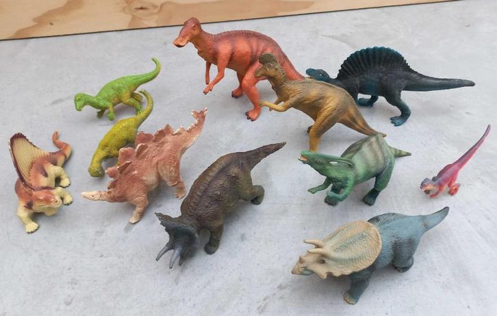 7x Schleich grote dino's + 2x UKRD kleinere dino's, Kinderen en Baby's, Speelgoed | Overig, Zo goed als nieuw, Jongen of Meisje