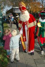 Te huur de mooiste pietensint kostuums v.a. € 25,- kompleet, Diversen, Sinterklaas, Ophalen